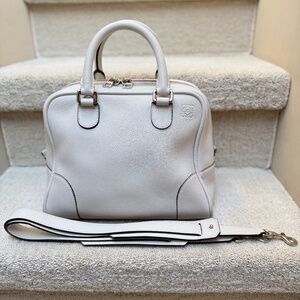 Loewe Amazona Tote In White Leather